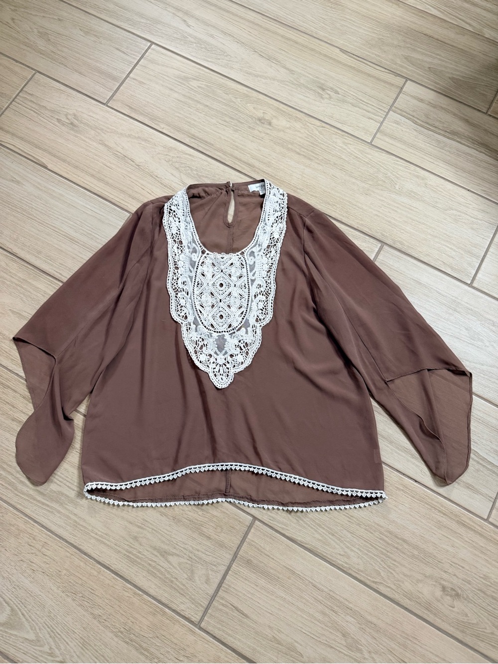 Umgee Womens SizeM Brown Crochet Lace Bib Blouse Flowy Chiffon Boho Festival Top - Picture 2 of 6